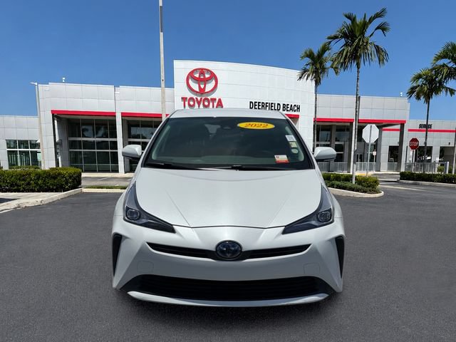 Used 2021 Toyota Prius L Eco FWD image 2