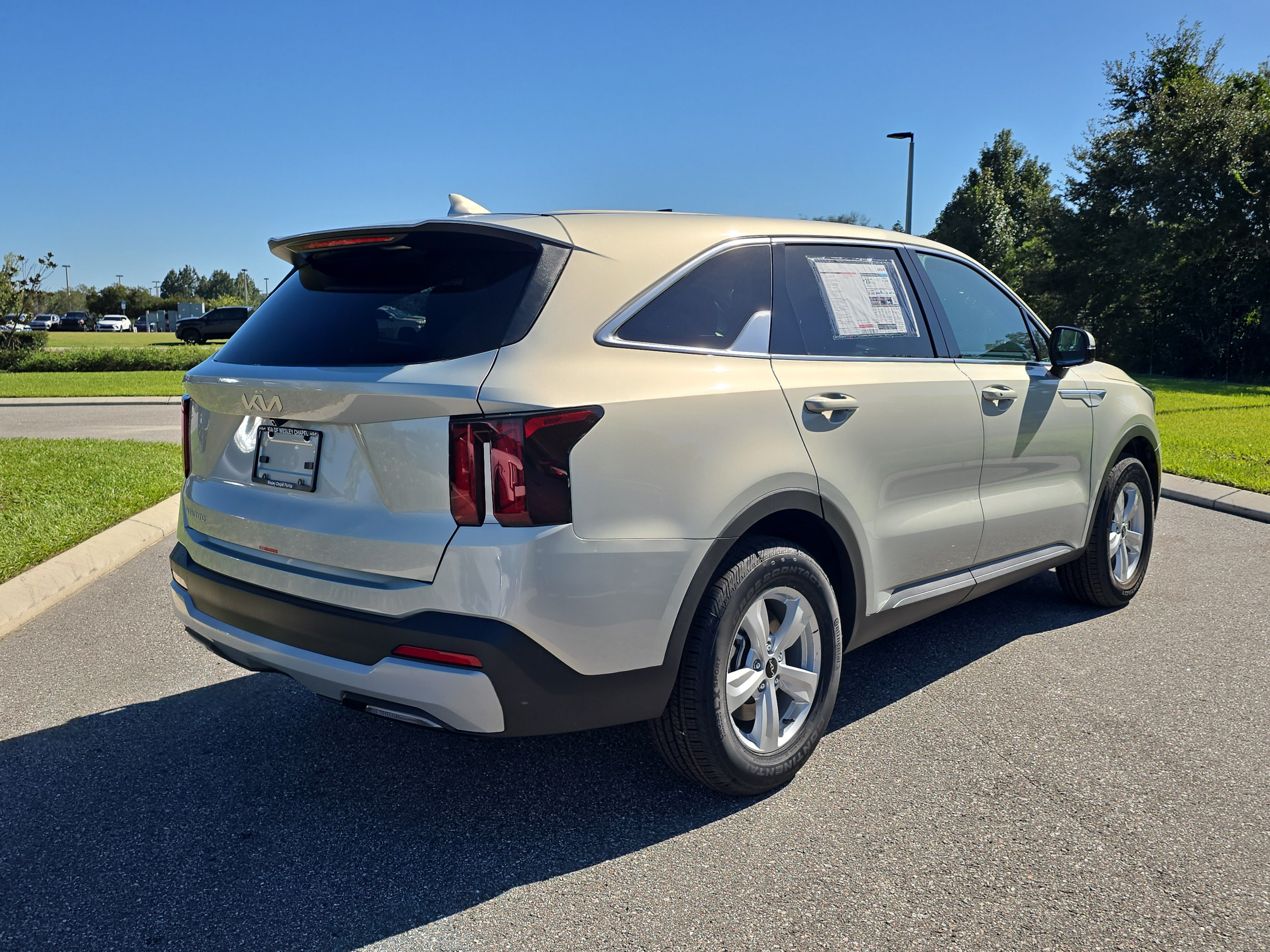 New 2026 Kia Sorento LX FWD image 8