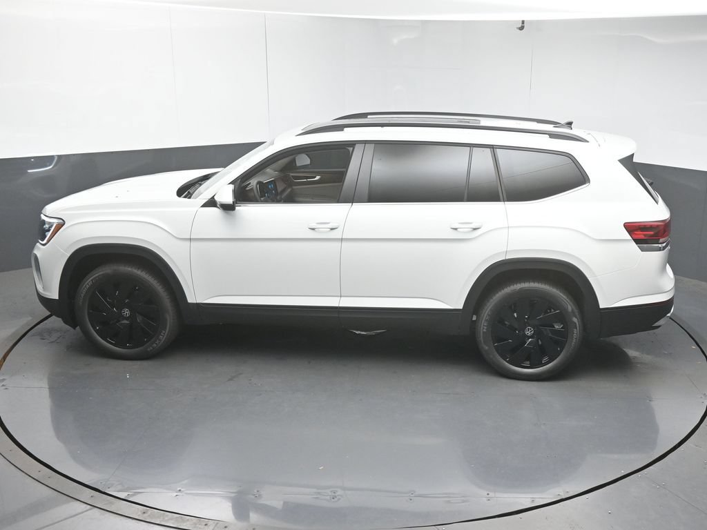 New 2026 Volkswagen Atlas SE FWD image 46