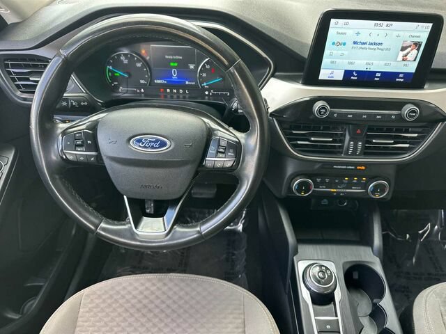 Used 2022 Ford Escape SE w/ Convenience Package FWD image 17