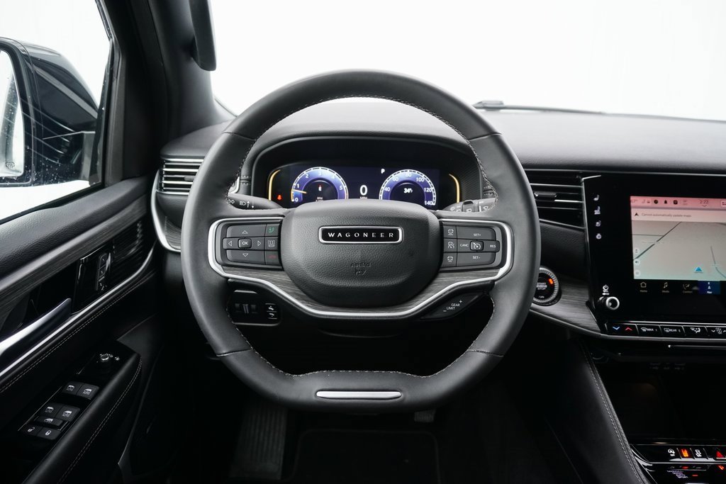 Used 2024 Jeep Wagoneer Series III image 14