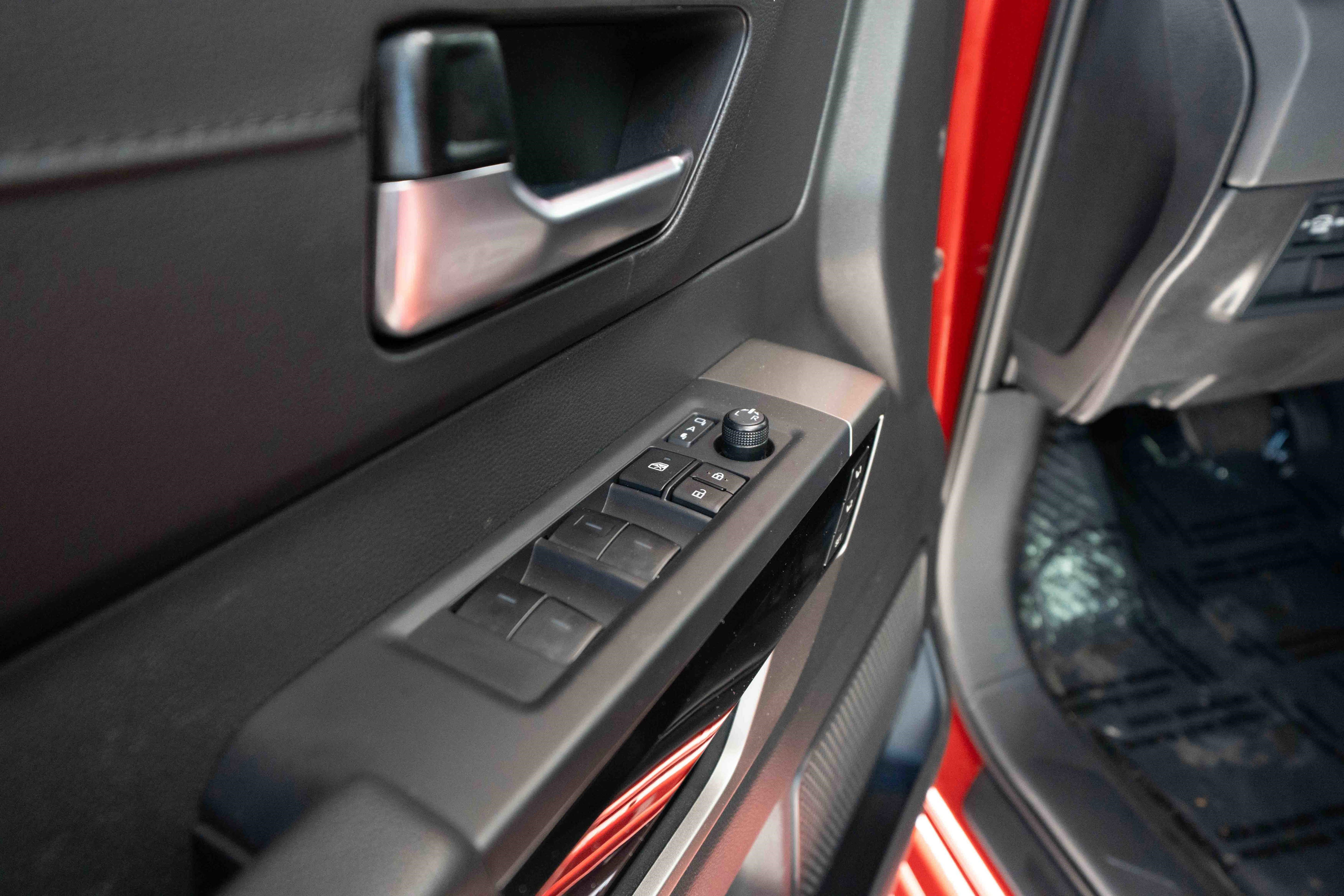 Used 2025 Toyota Sequoia Limited w/ Tow Technology Package image 7