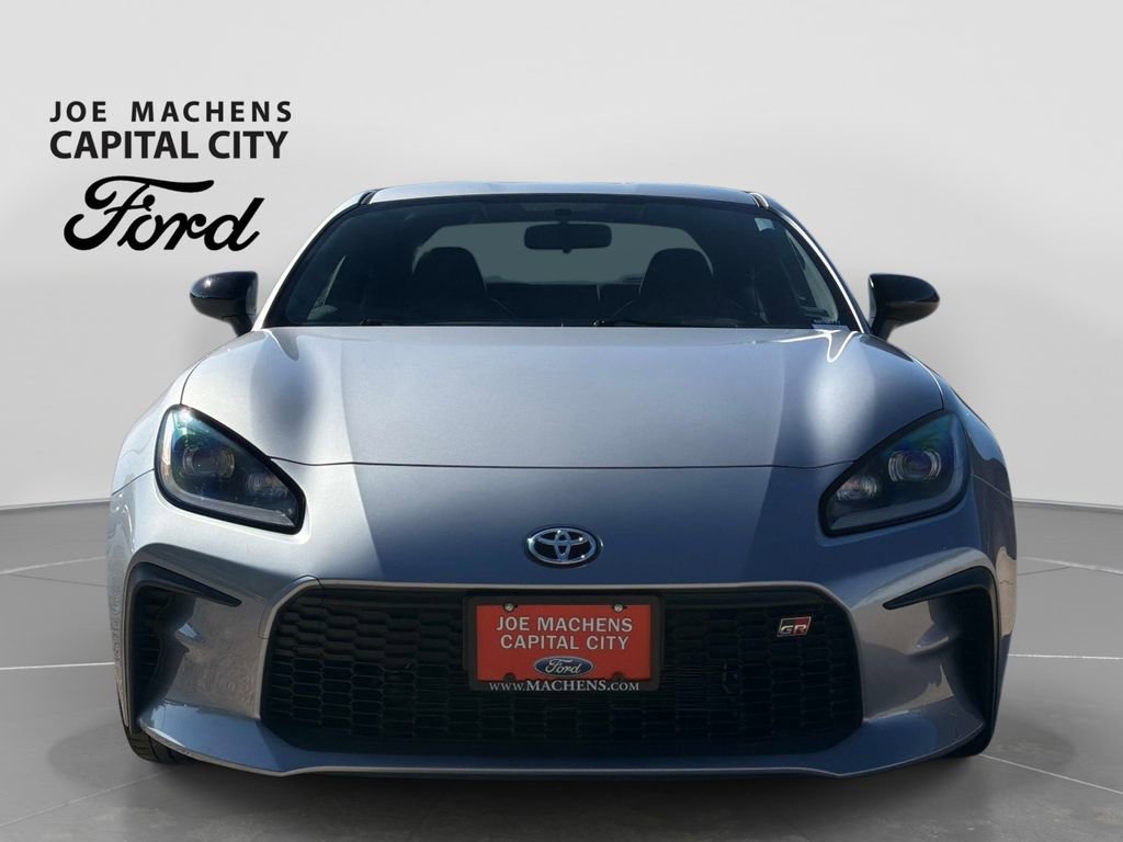 Used 2025 Toyota GR86 Premium w/ ALL Weather Mat Package (TMS) RWD image 10