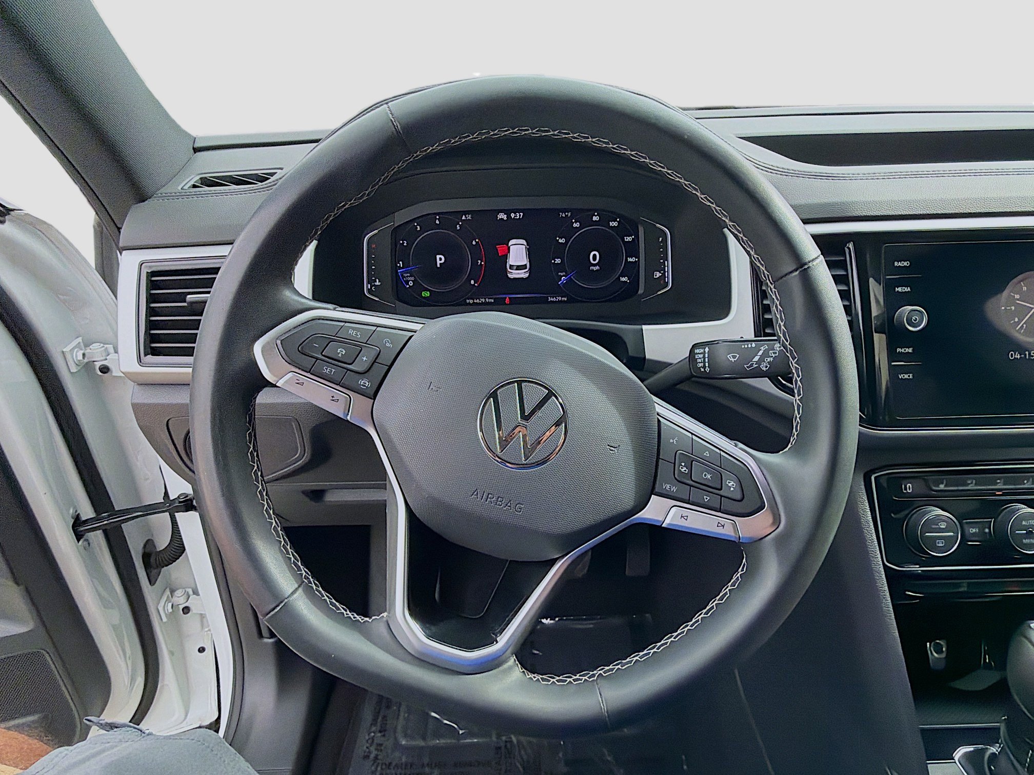 Certified 2022 Volkswagen Atlas Cross Sport SE image 10