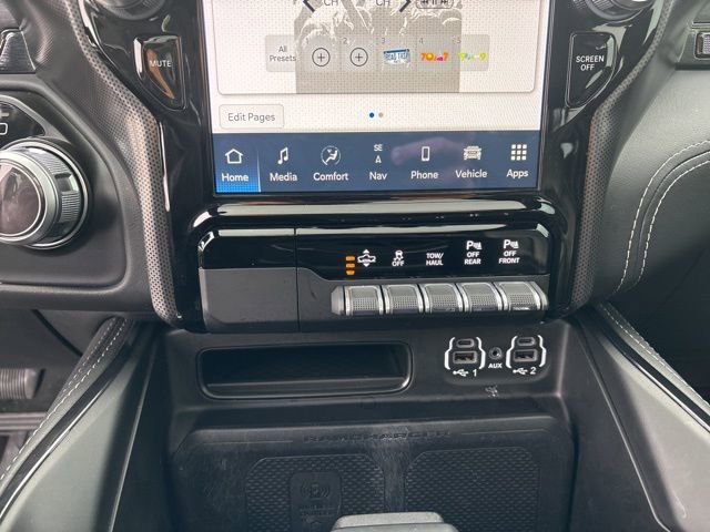 Used 2022 RAM 1500 Limited w/ Body Color Bumper Group image 31
