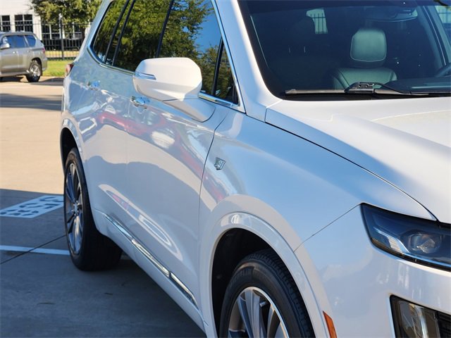 Used 2021 Cadillac XT6 Premium Luxury image 9