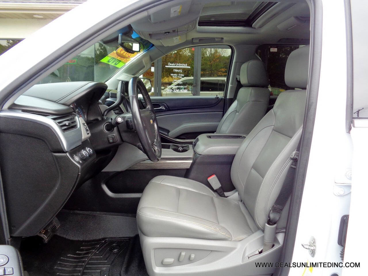 Used 2019 Chevrolet Suburban LT AWD/4WD image 10