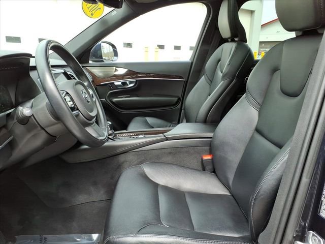 Used 2019 Volvo XC90 T5 Momentum w/ Advanced Package image 6