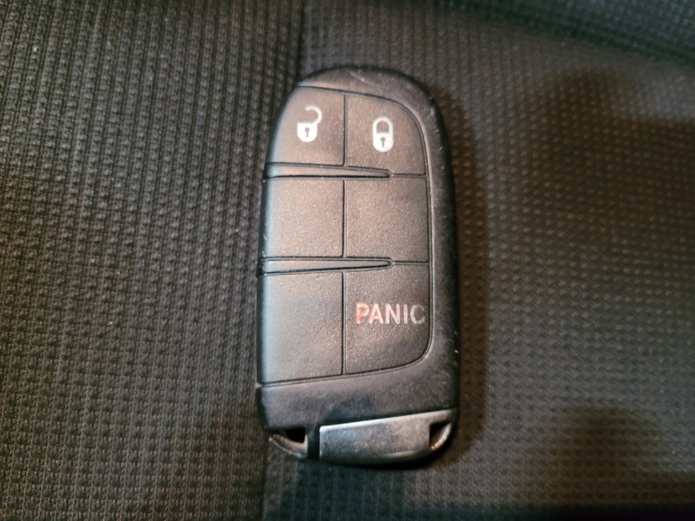 Used 2017 Jeep Grand Cherokee Laredo w/ Quick Order Package 23E image 32