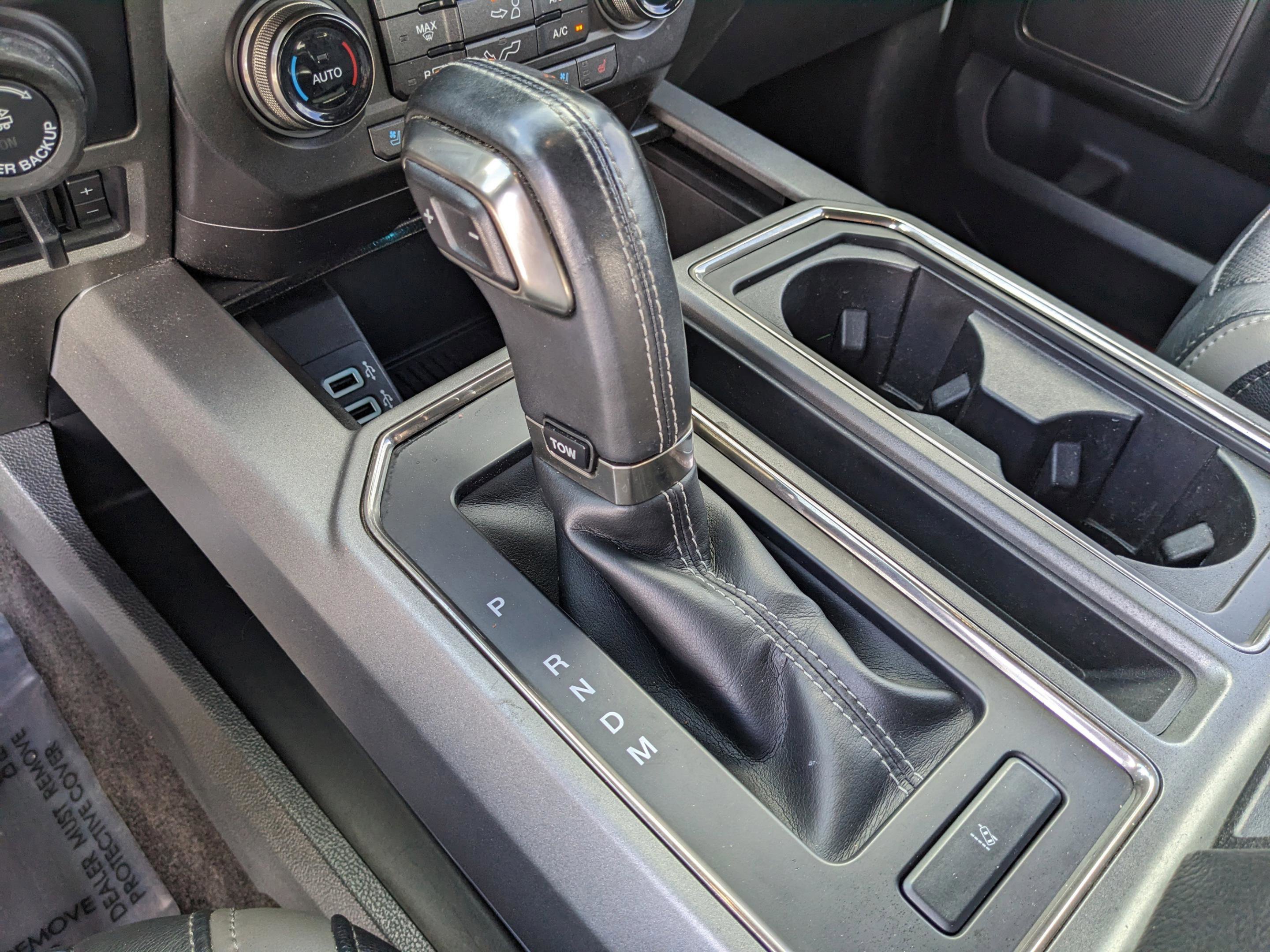 Used 2018 Ford F150 Raptor w/ Equipment Group 802A Luxury image 31