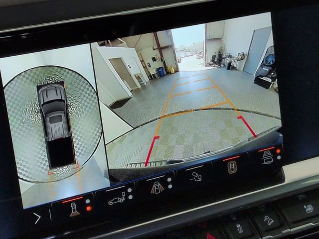 Used 2025 Chevrolet Silverado 1500 LTZ w/ LTZ Premium Package image 22