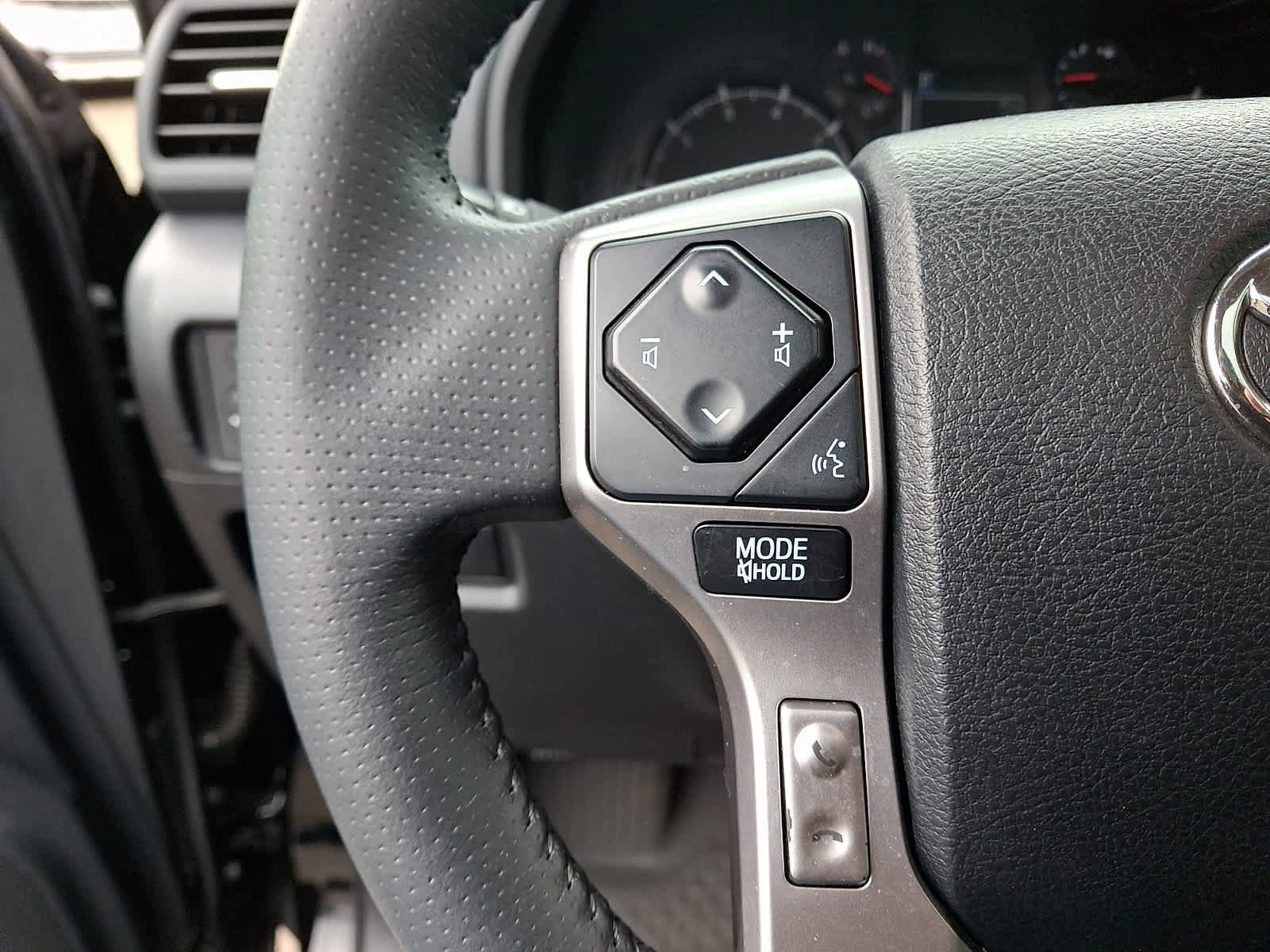 Used 2021 Toyota 4Runner SR5 Premium w/ Moonroof Package image 22