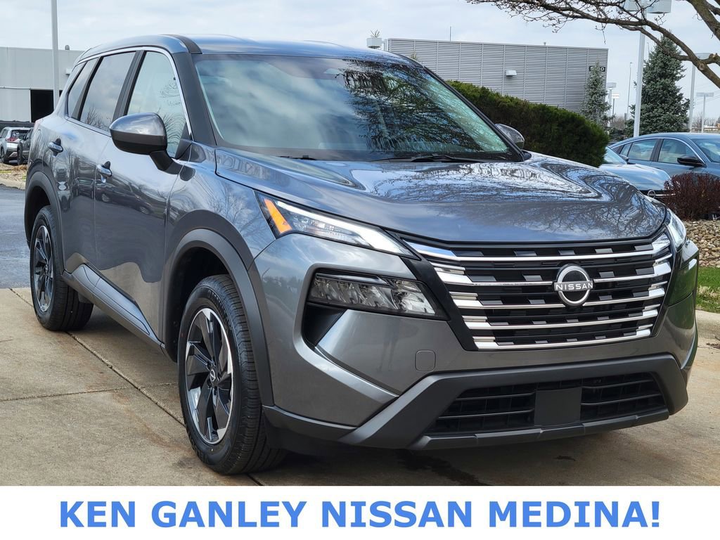 Certified 2025 Nissan Rogue SV AWD/4WD image 1