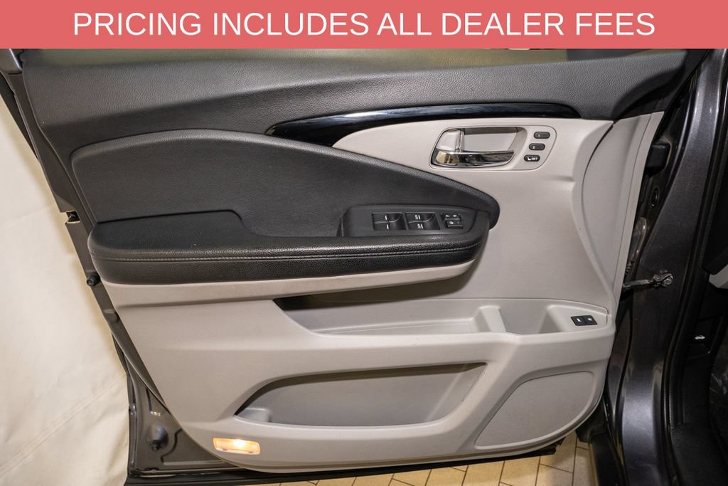 Used 2019 Honda Pilot Touring image 16