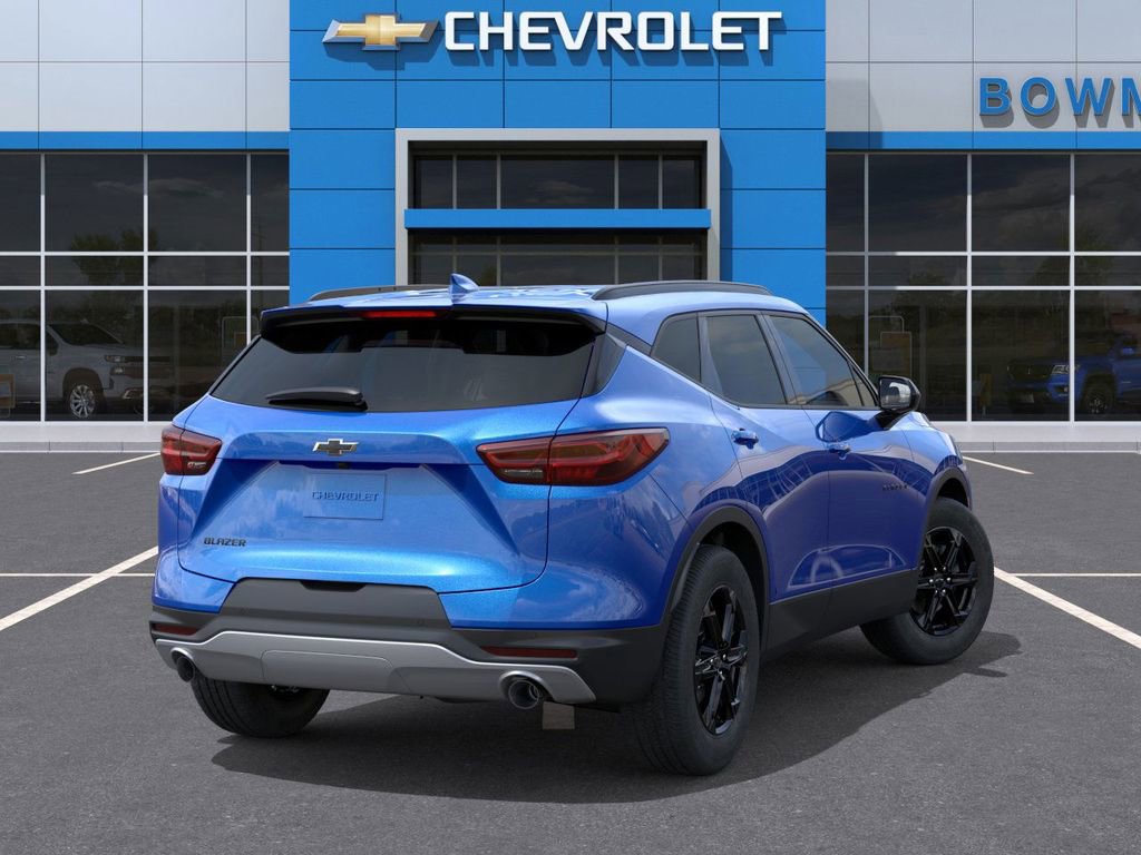 New 2026 Chevrolet Blazer LT image 4