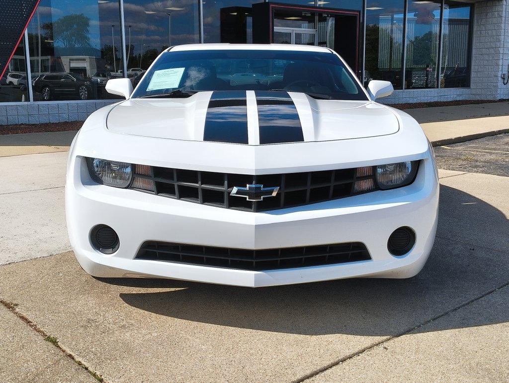 Used 2013 Chevrolet Camaro LS RWD image 9