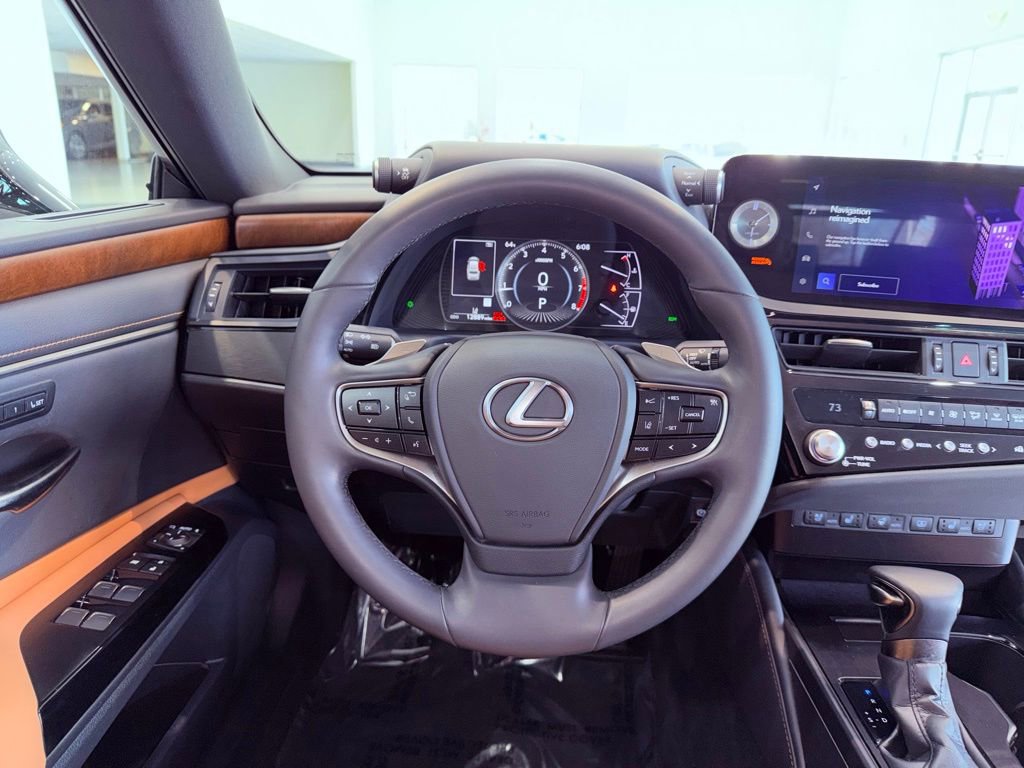 Certified 2023 Lexus ES 350 w/ Premium Package image 17