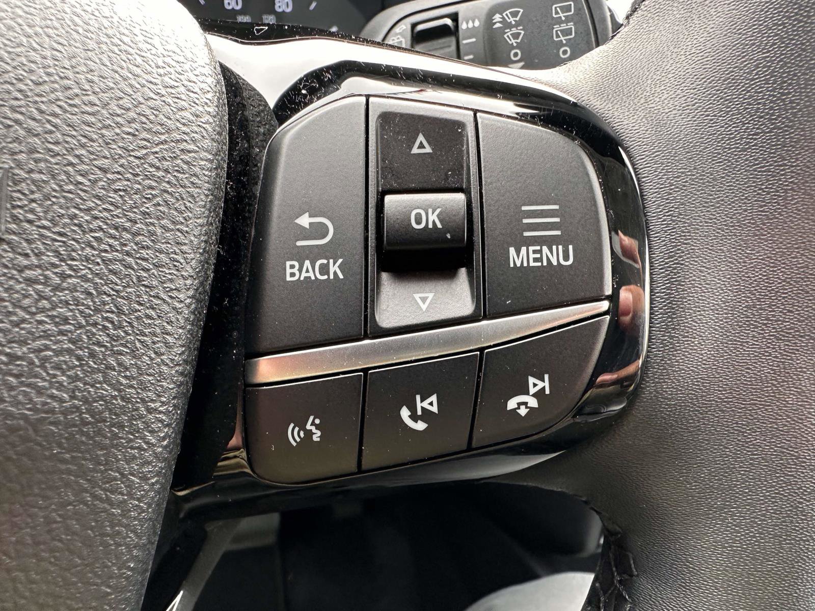 Certified 2022 Ford Escape SEL AWD/4WD image 18