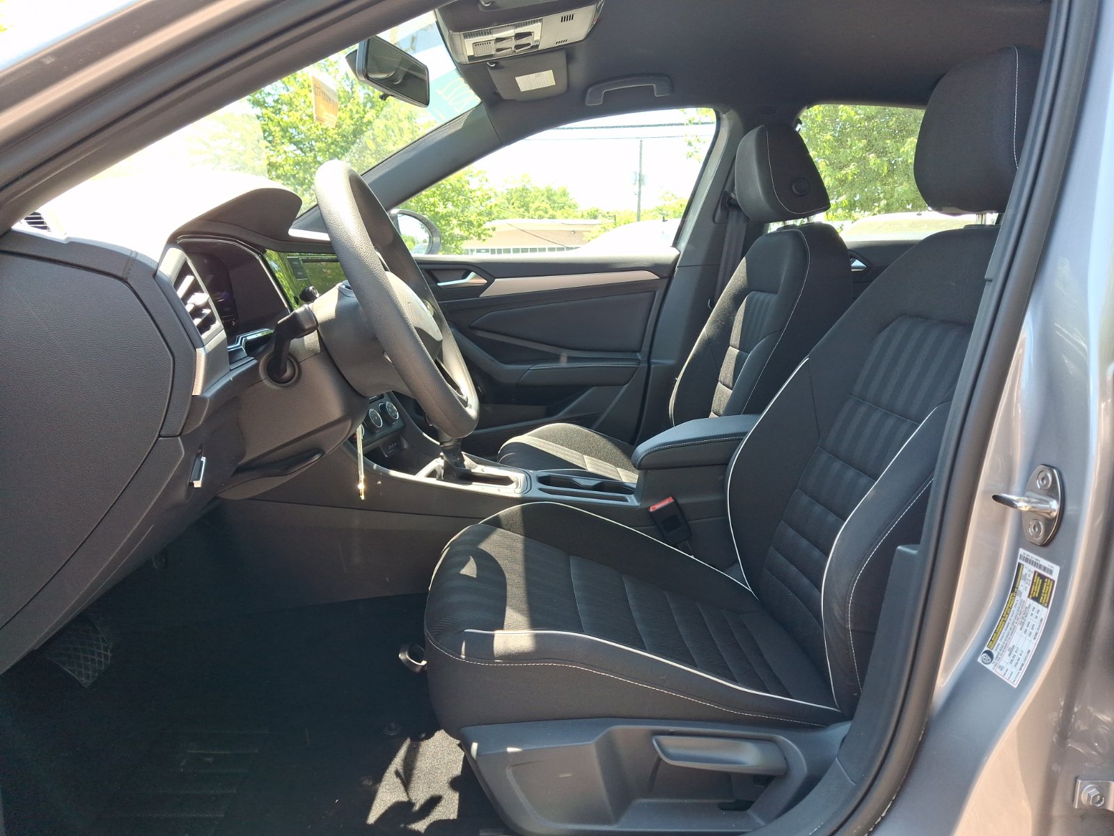 Certified 2022 Volkswagen Jetta Sport FWD image 14