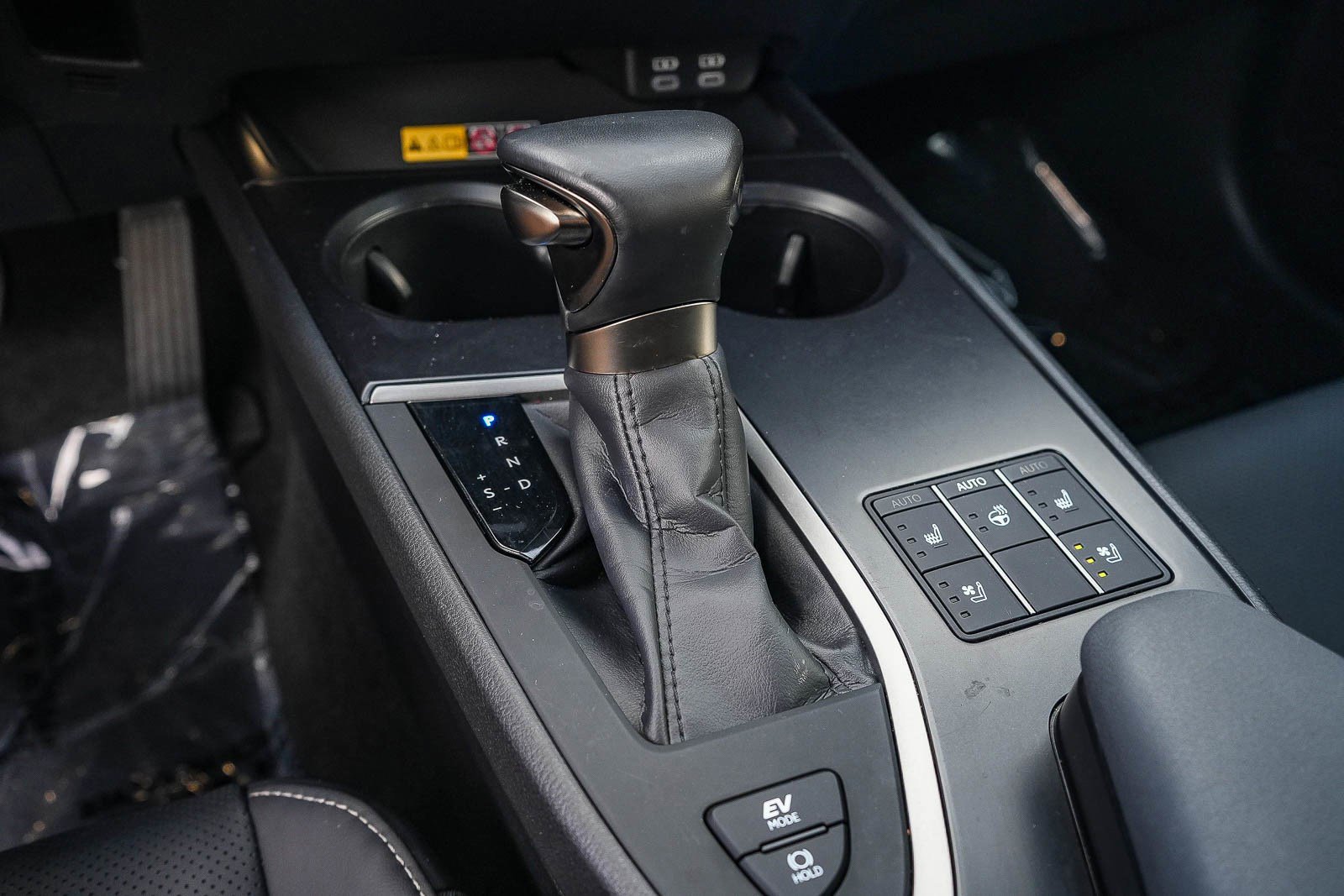 Used 2024 Lexus UX 250h F Sport image 20