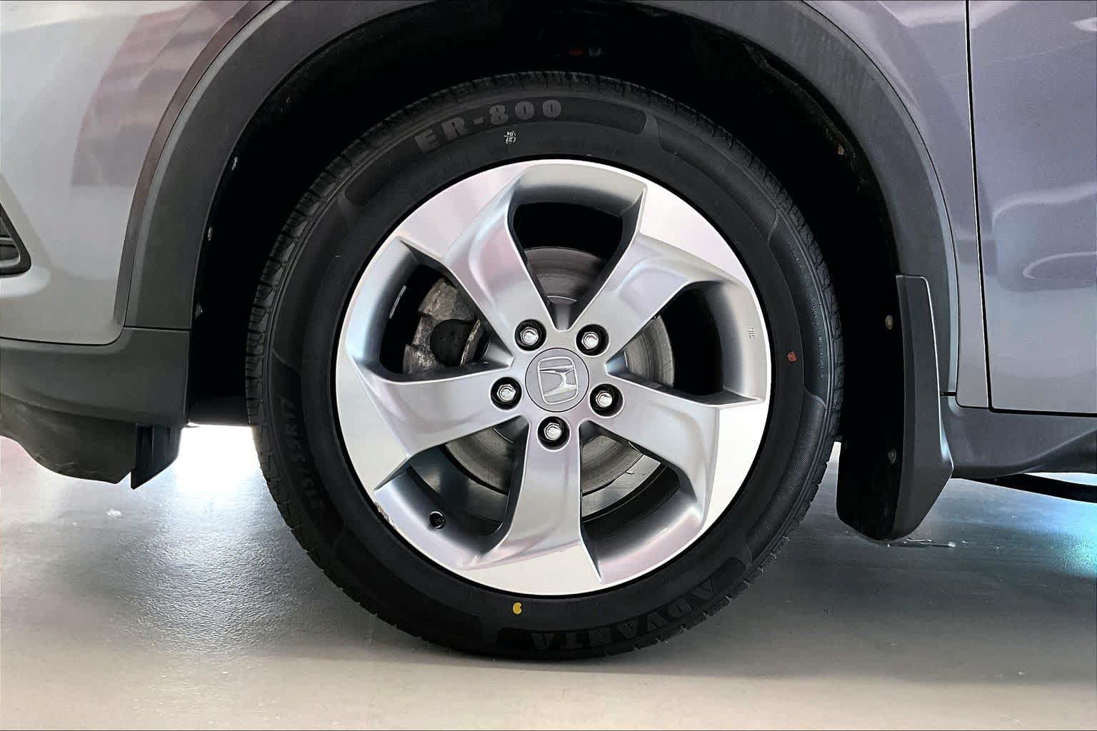Used 2021 Honda HR-V LX image 7