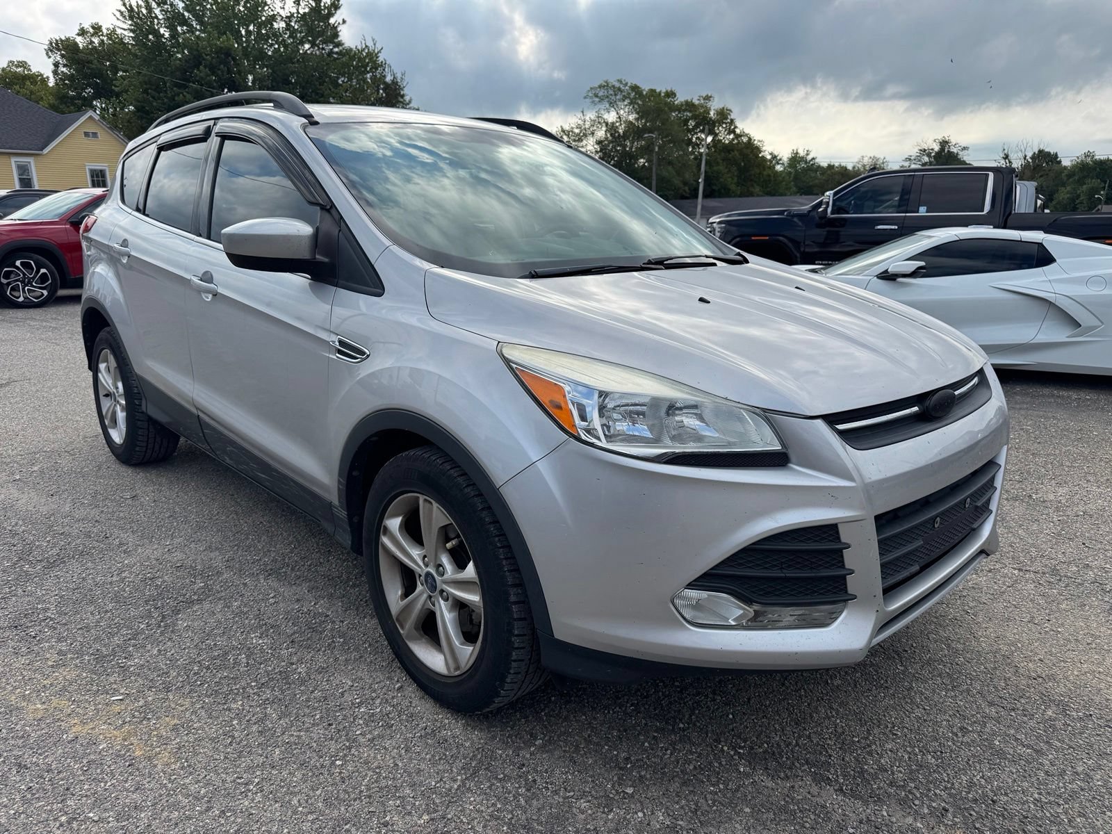 Used 2014 Ford Escape SE w/ Equipment Group 201A FWD image 8