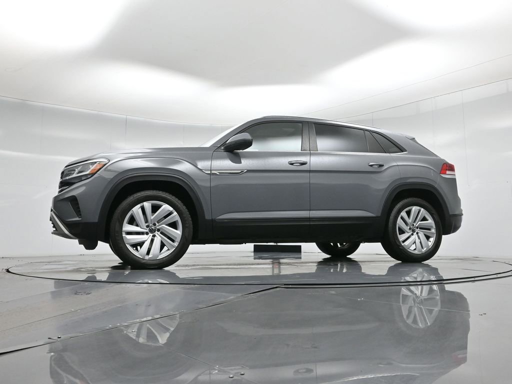 Used 2021 Volkswagen Atlas Cross Sport SE w/ Panoramic Sunroof Package image 8