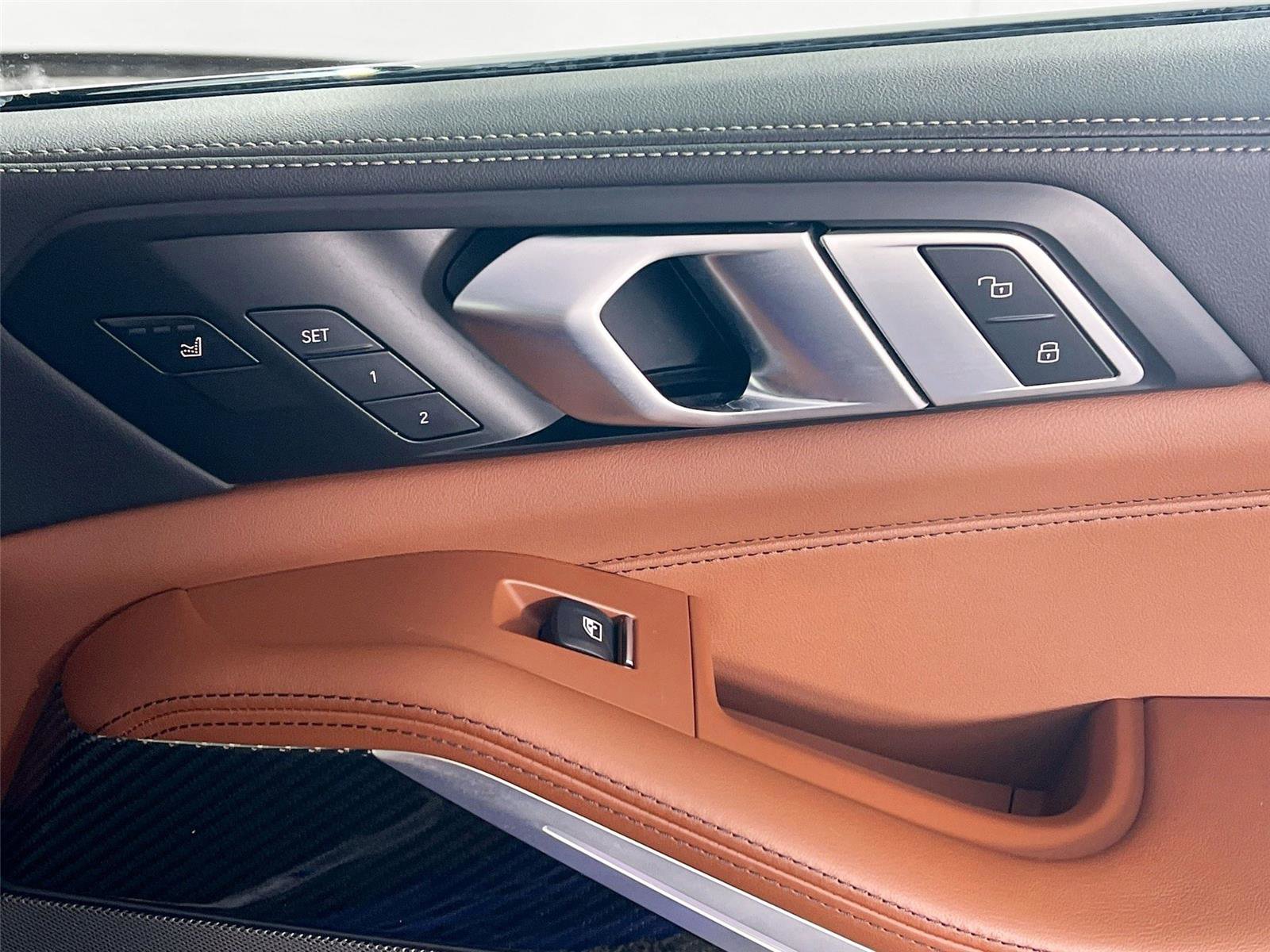 Used 2024 BMW X5 M60i image 30