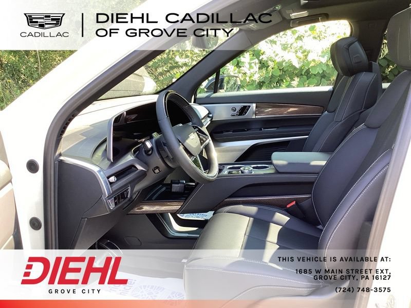New 2027 Cadillac Vistiq Sport w/ LPO, Floor Liner Package AWD/4WD image 16