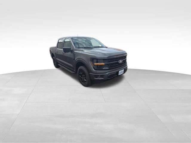 New 2026 Ford F150 XLT w/ Equipment Group 302A MID image 8
