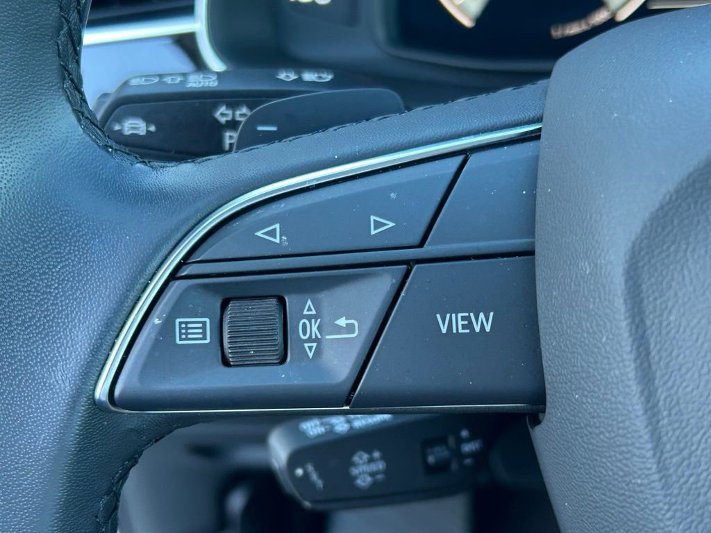 Used 2023 Audi Q7 3.0T Prestige image 21