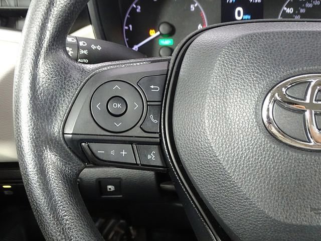 Used 2023 Toyota Corolla LE image 19