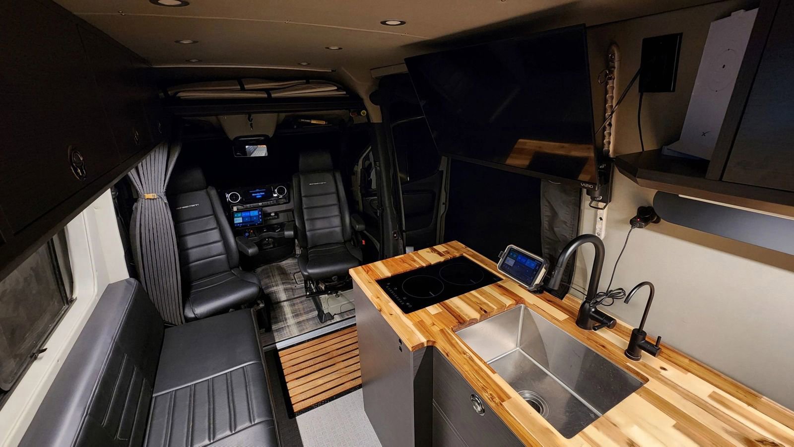 Used 2022 Mercedes-Benz Sprinter 2500 image 25