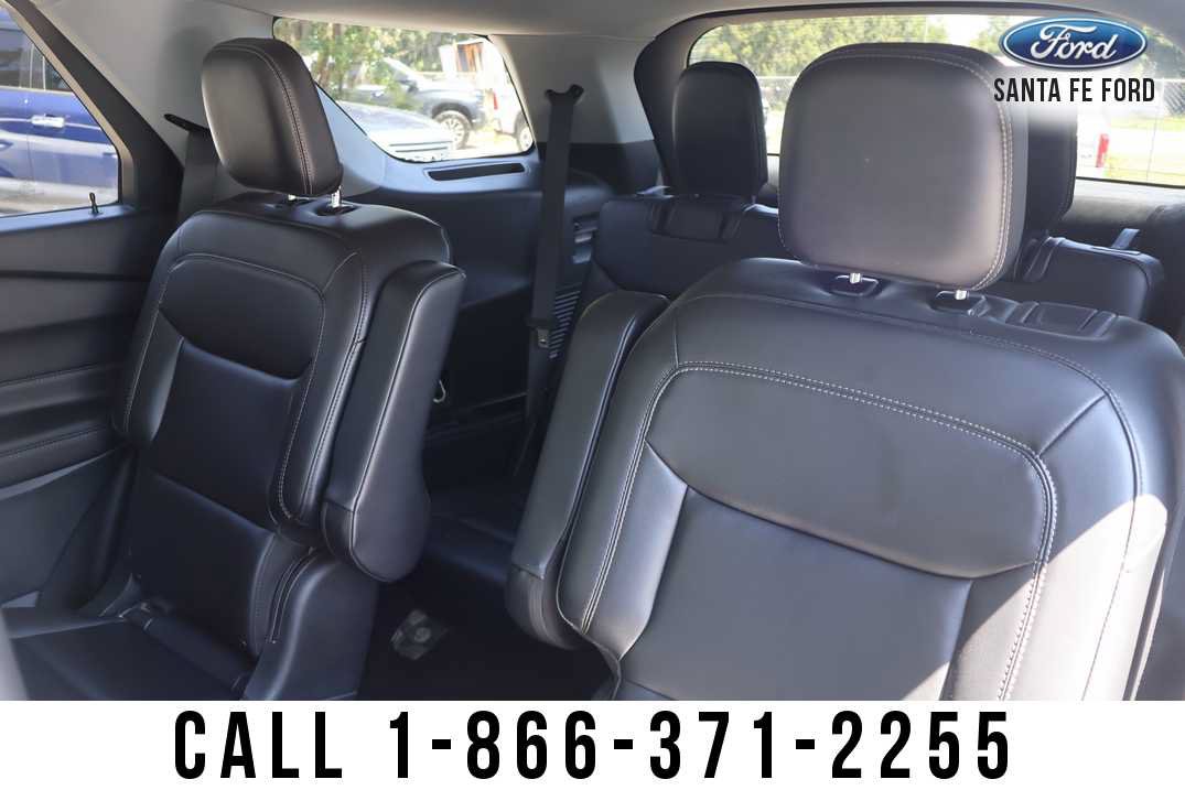 New 2024 Ford Explorer XLT w/ Equipment Group 202A AWD/4WD image 26