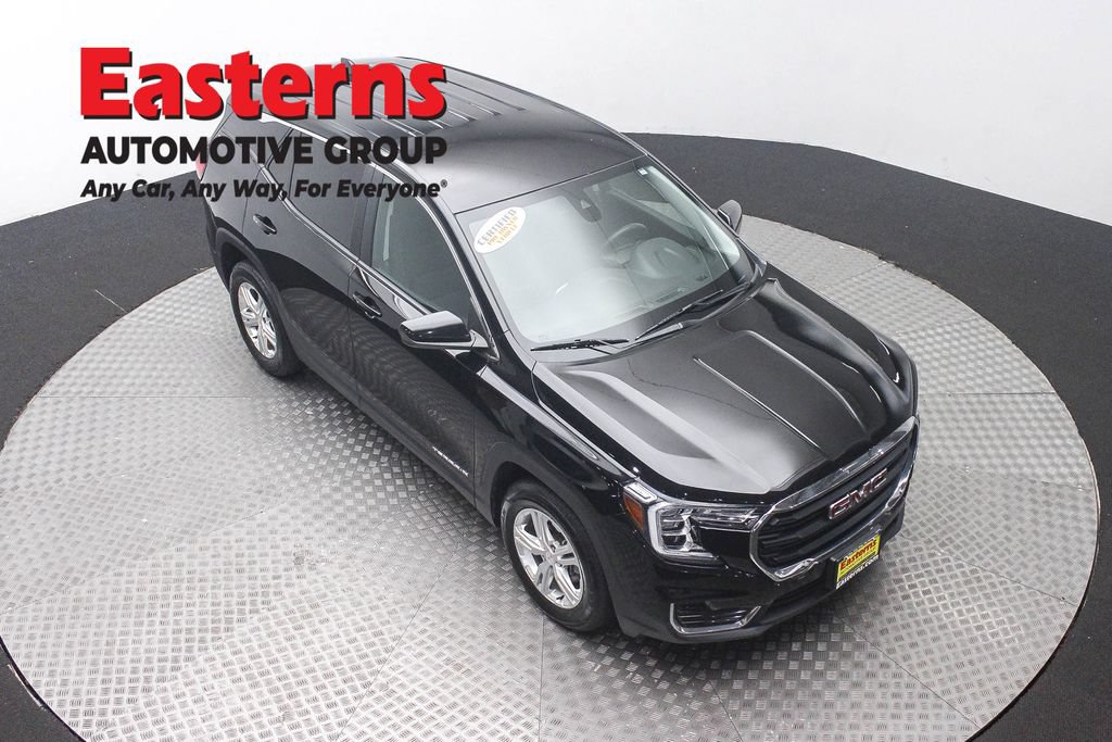 Used 2024 GMC Terrain SLE FWD image 3