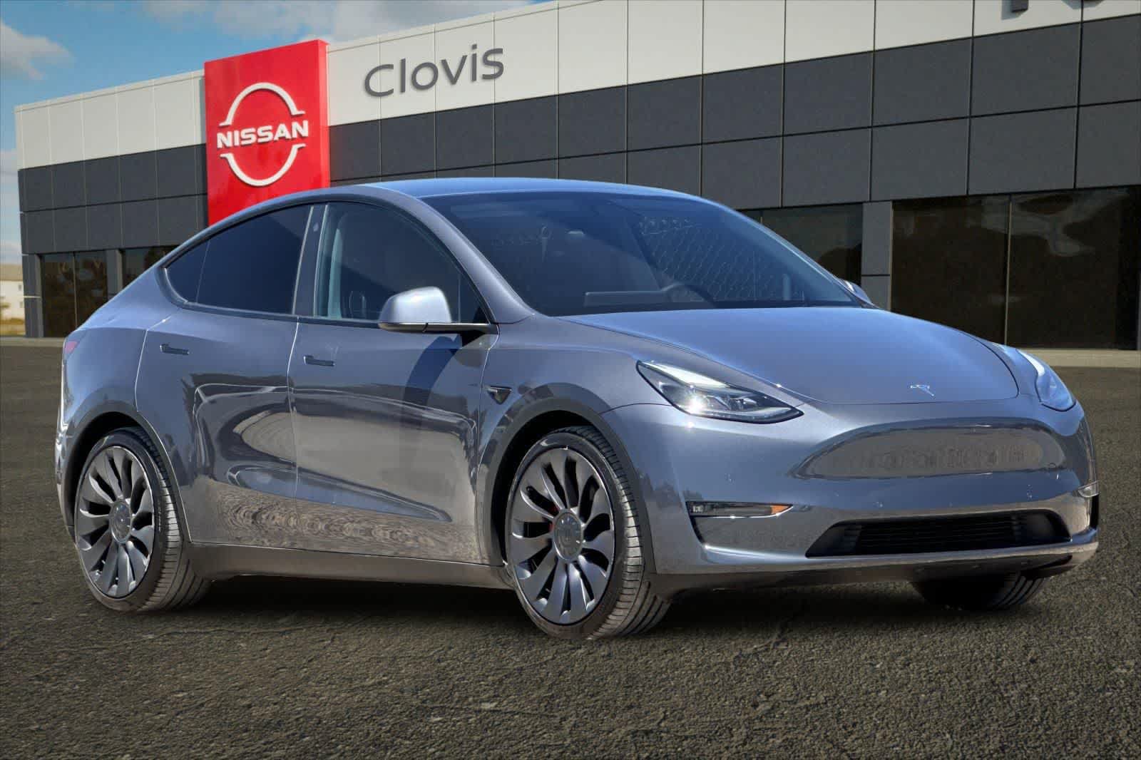 Used 2022 Tesla Model Y Performance AWD/4WD image 10