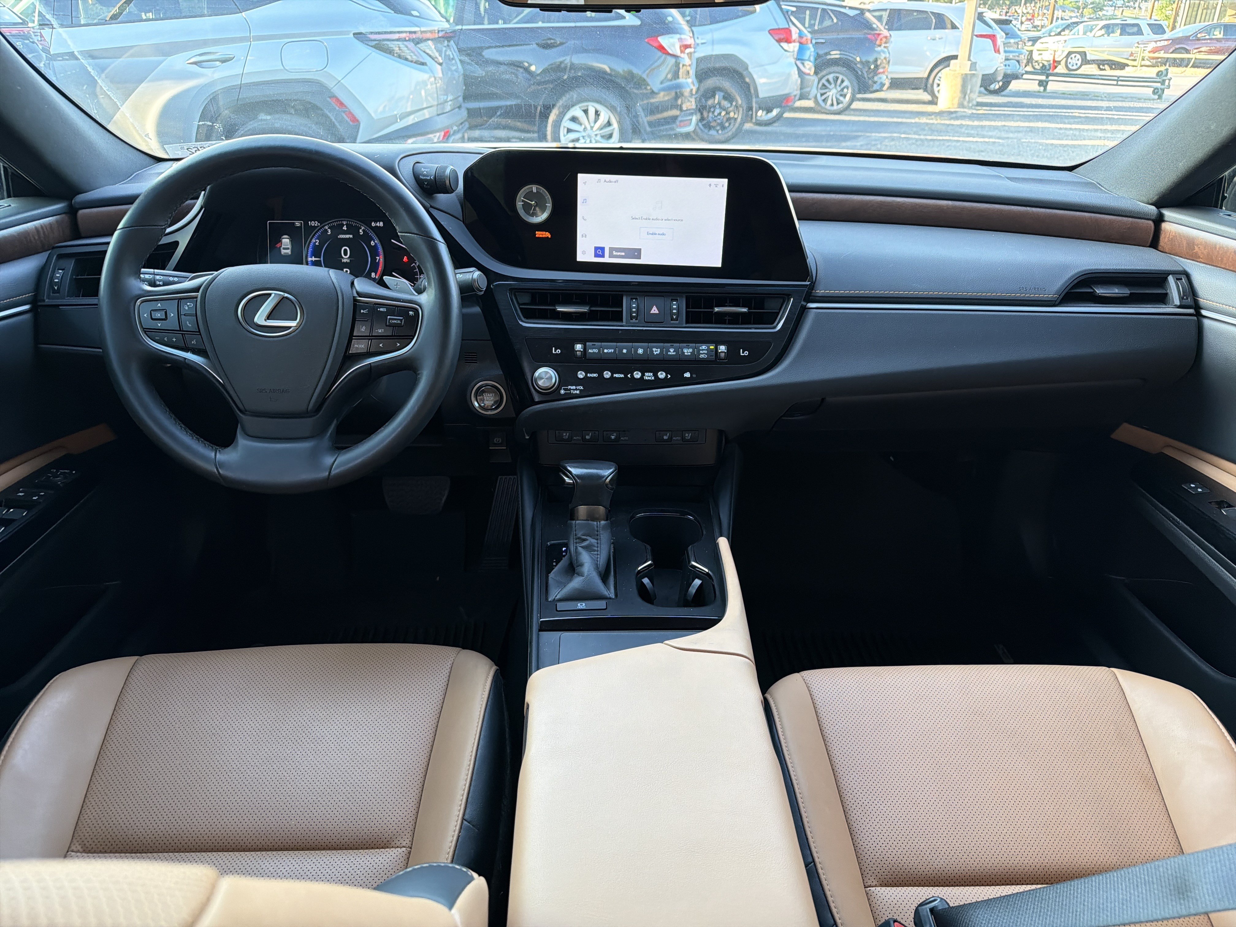 Used 2024 Lexus ES 350 w/ Premium Package FWD image 10