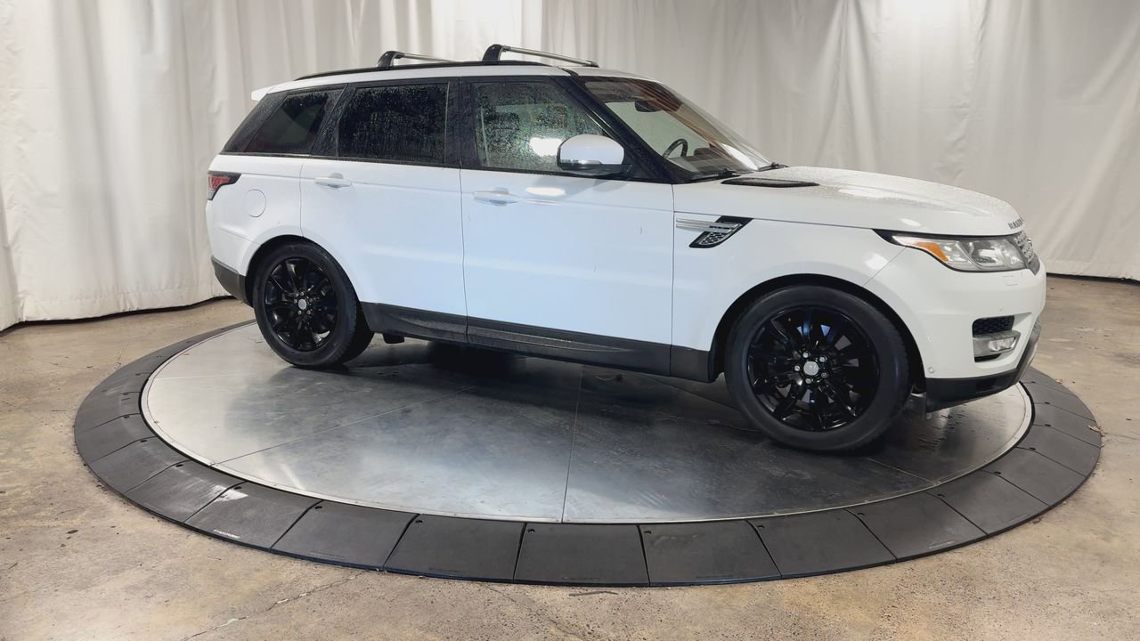 Used 2017 Land Rover Range Rover Sport HSE image 2