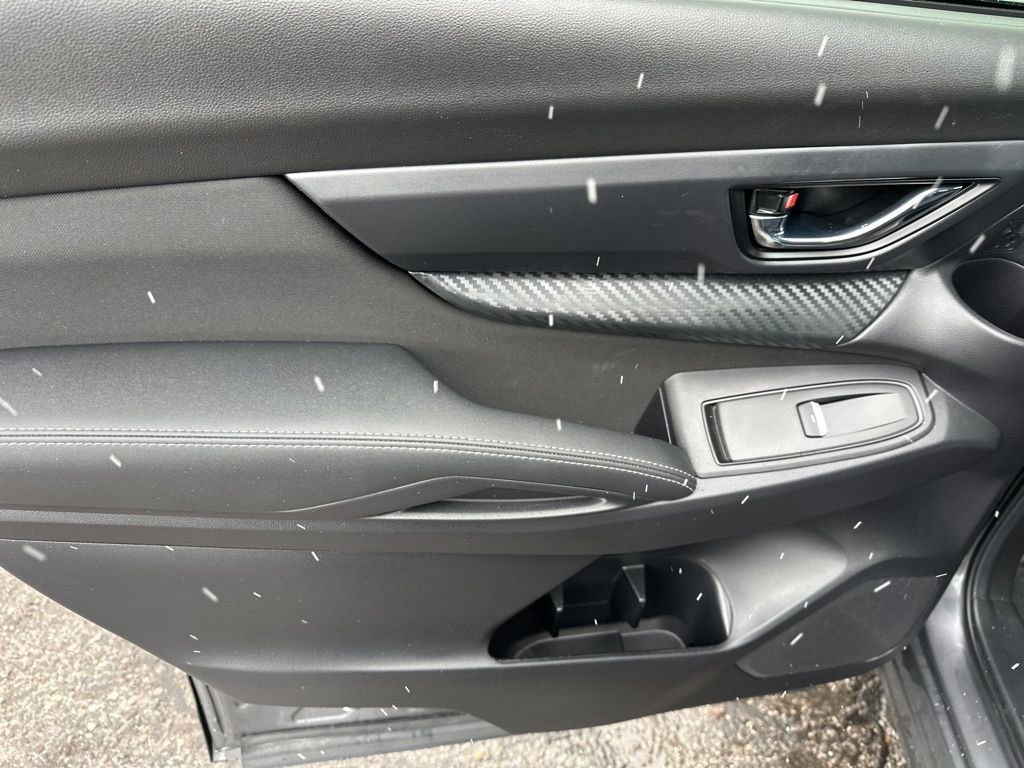 Used 2025 Subaru Ascent Premium image 21