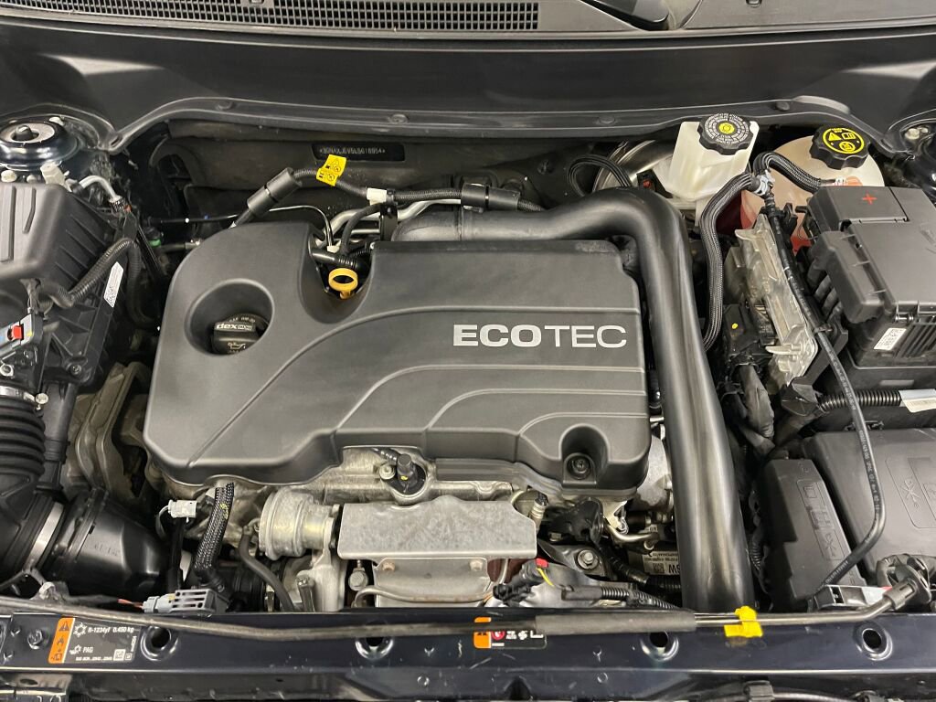 Used 2020 Chevrolet Equinox LT w/ Driver Convenience Package image 24