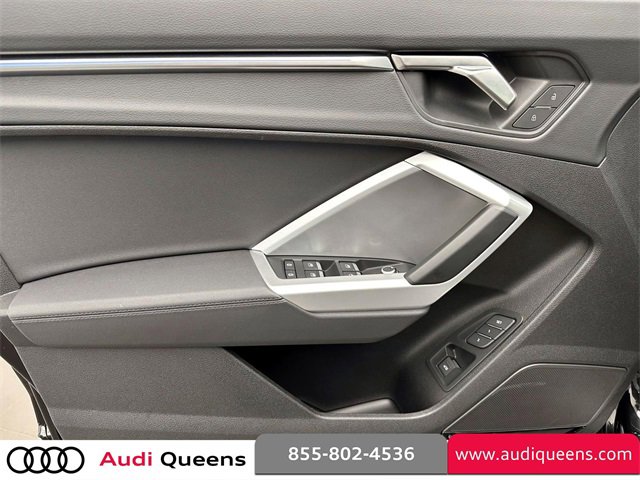 Certified 2025 Audi Q3 2.0T Premium Plus w/ Premium Plus Package image 16