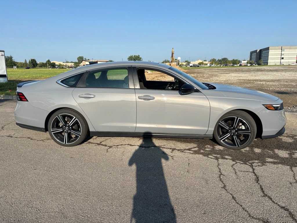 Used 2024 Honda Accord Sport image 10