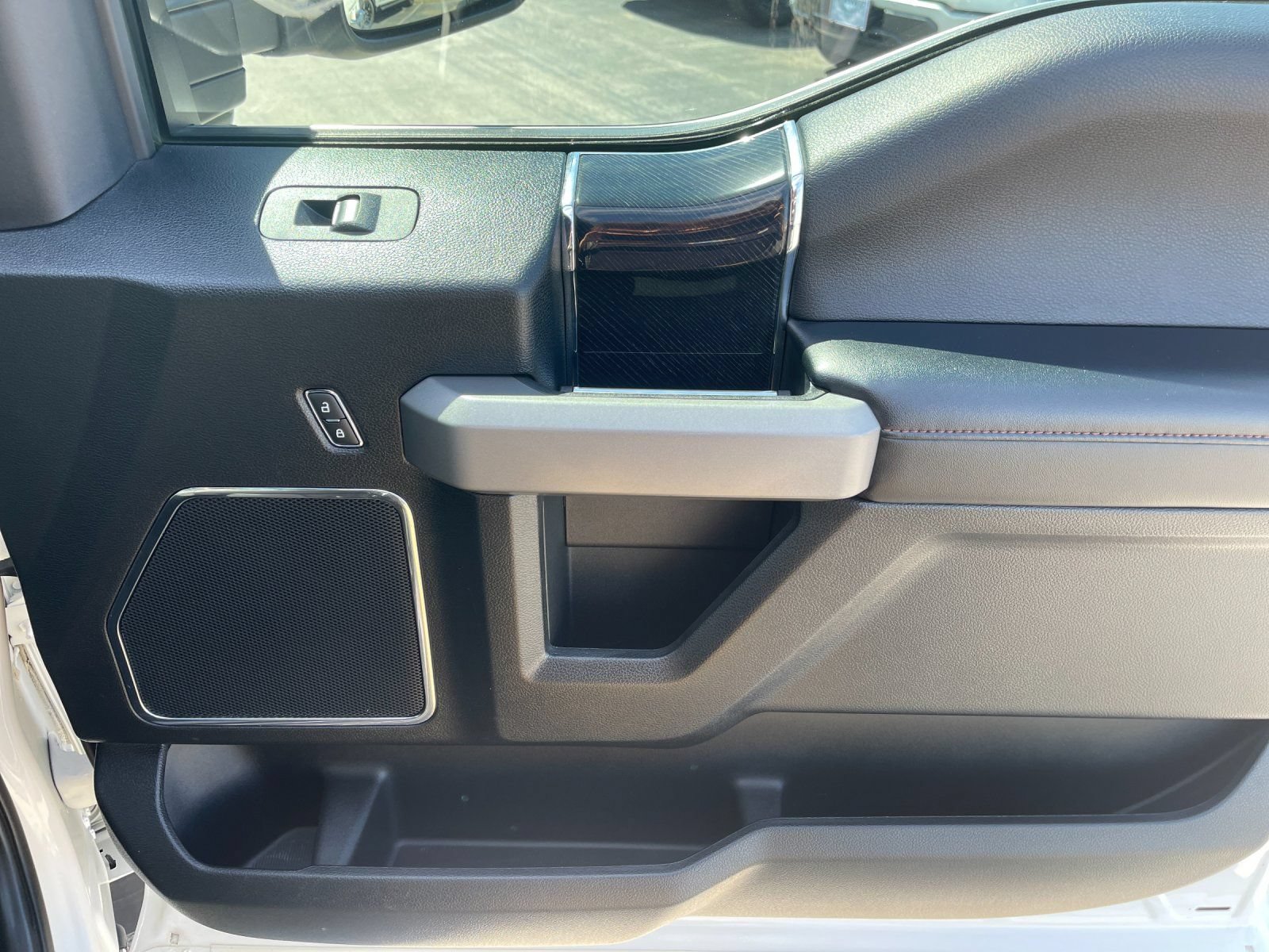 Used 2020 Ford F250 Platinum AWD/4WD image 18