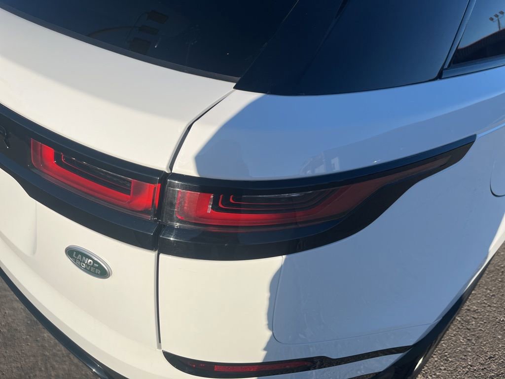Used 2023 Land Rover Range Rover Velar R-Dynamic S image 47
