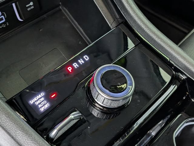 Used 2023 Jeep Grand Cherokee Limited w/ Luxury Tech Group II AWD/4WD image 25
