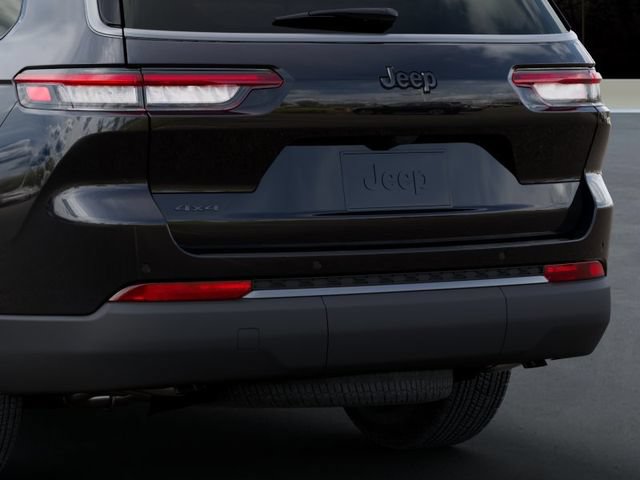 New 2026 Jeep Grand Cherokee L 4WD image 13