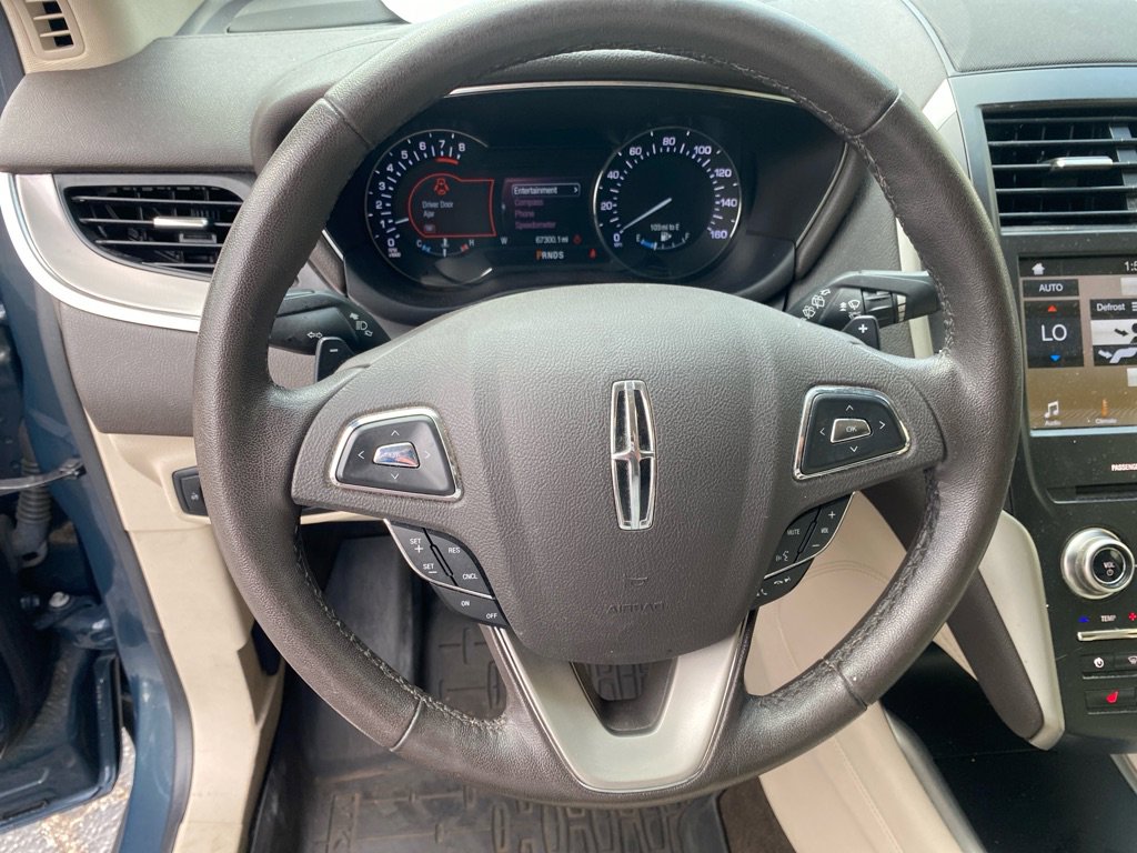 Used 2019 Lincoln MKC Premiere image 11