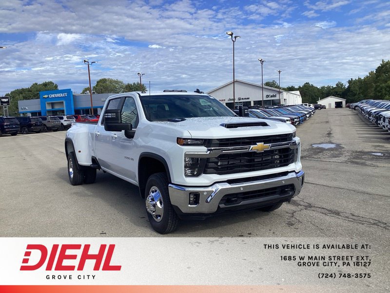 New 2026 Chevrolet Silverado 3500 LT w/ Safety Package AWD/4WD image 1