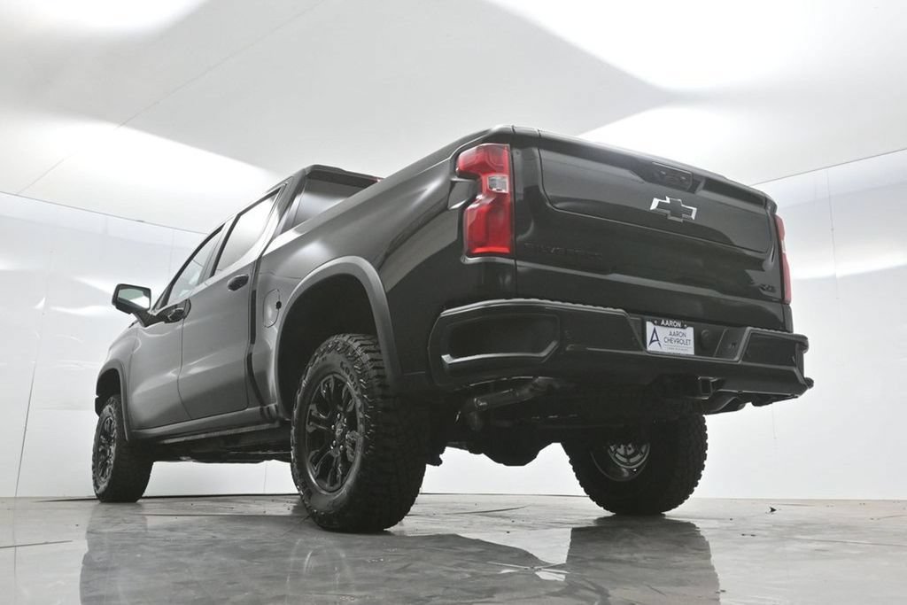 New 2026 Chevrolet Silverado 1500 ZR2 w/ LPO, Dark Essentials Package AWD/4WD image 60