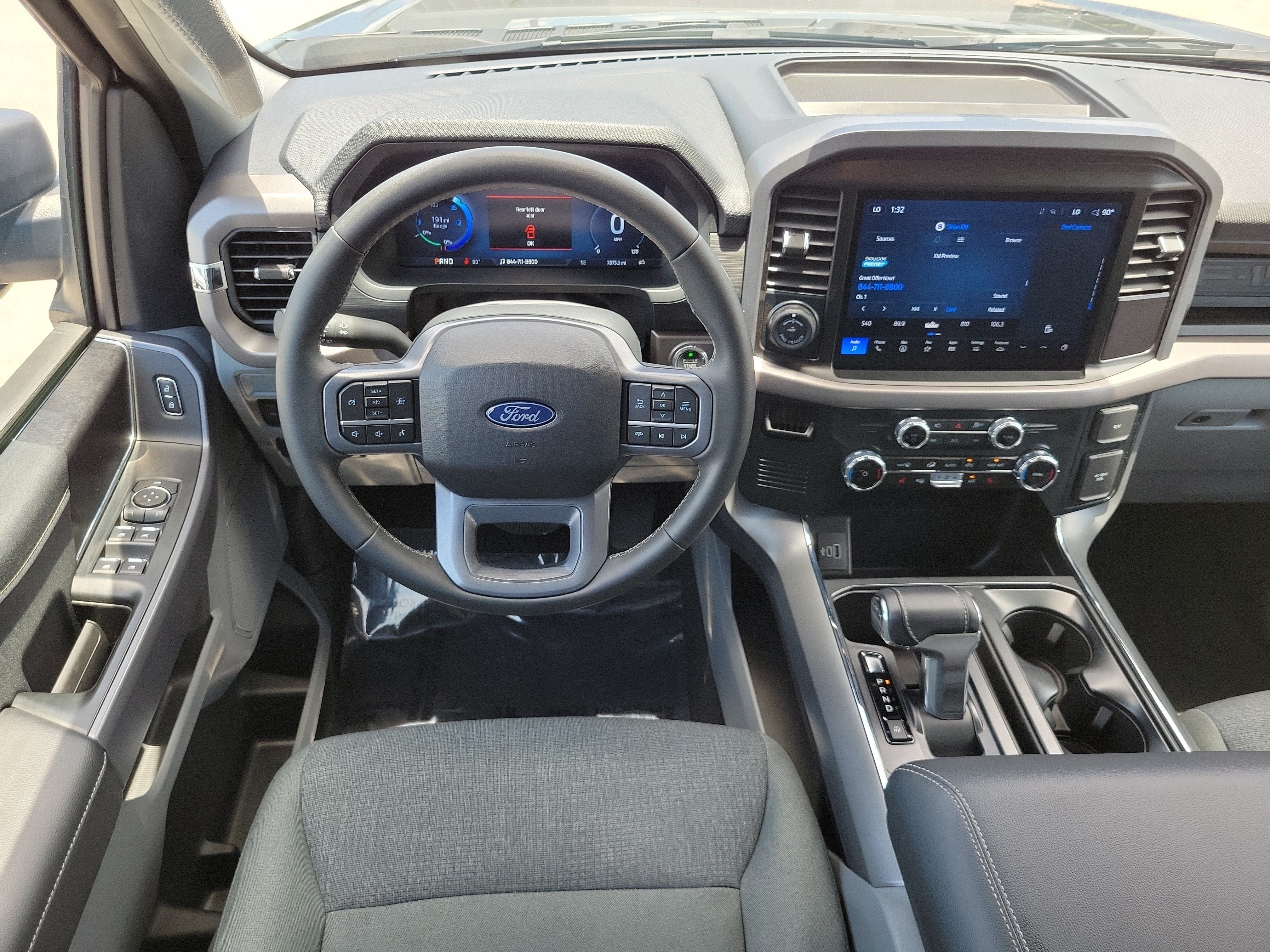 Used 2025 Ford F150 Lightning XLT AWD/4WD image 15